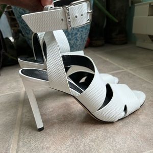 Giant Bini Heels